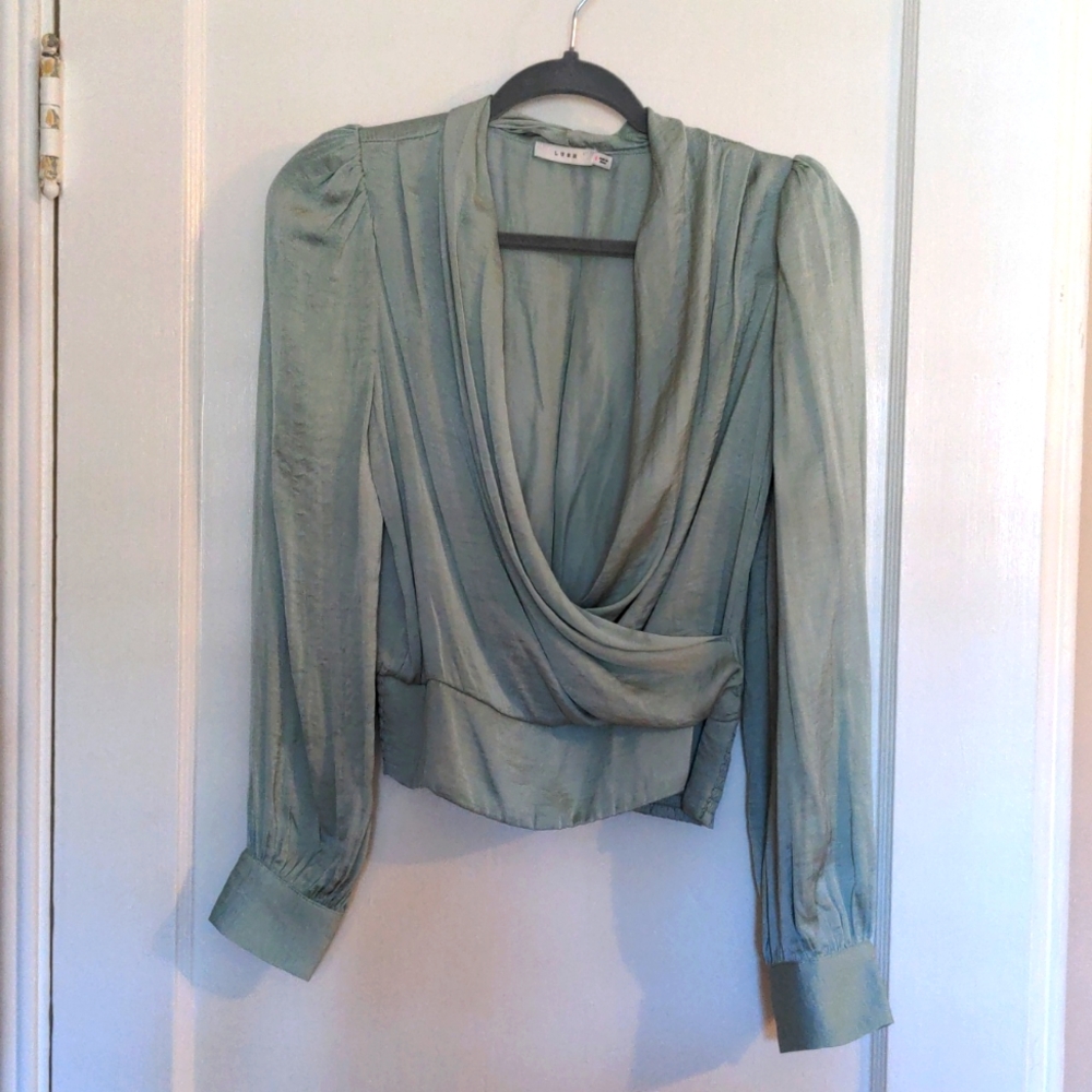 Lush long sleeved shirt
